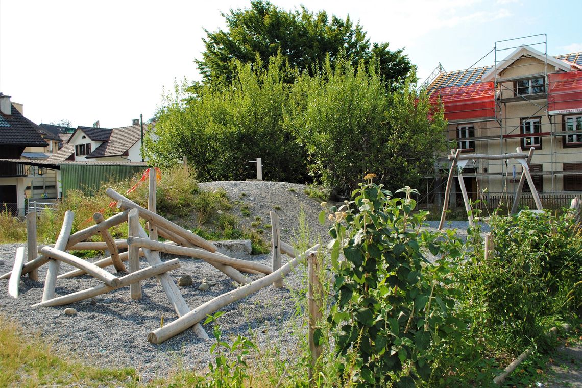 Naturnaher Spielplatz in Beinwil am See