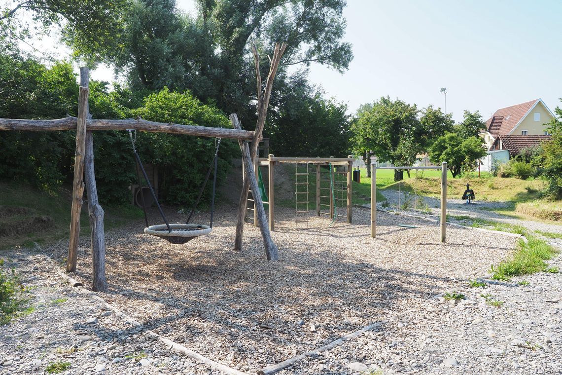 Schattiger Spielplatz in Buchs